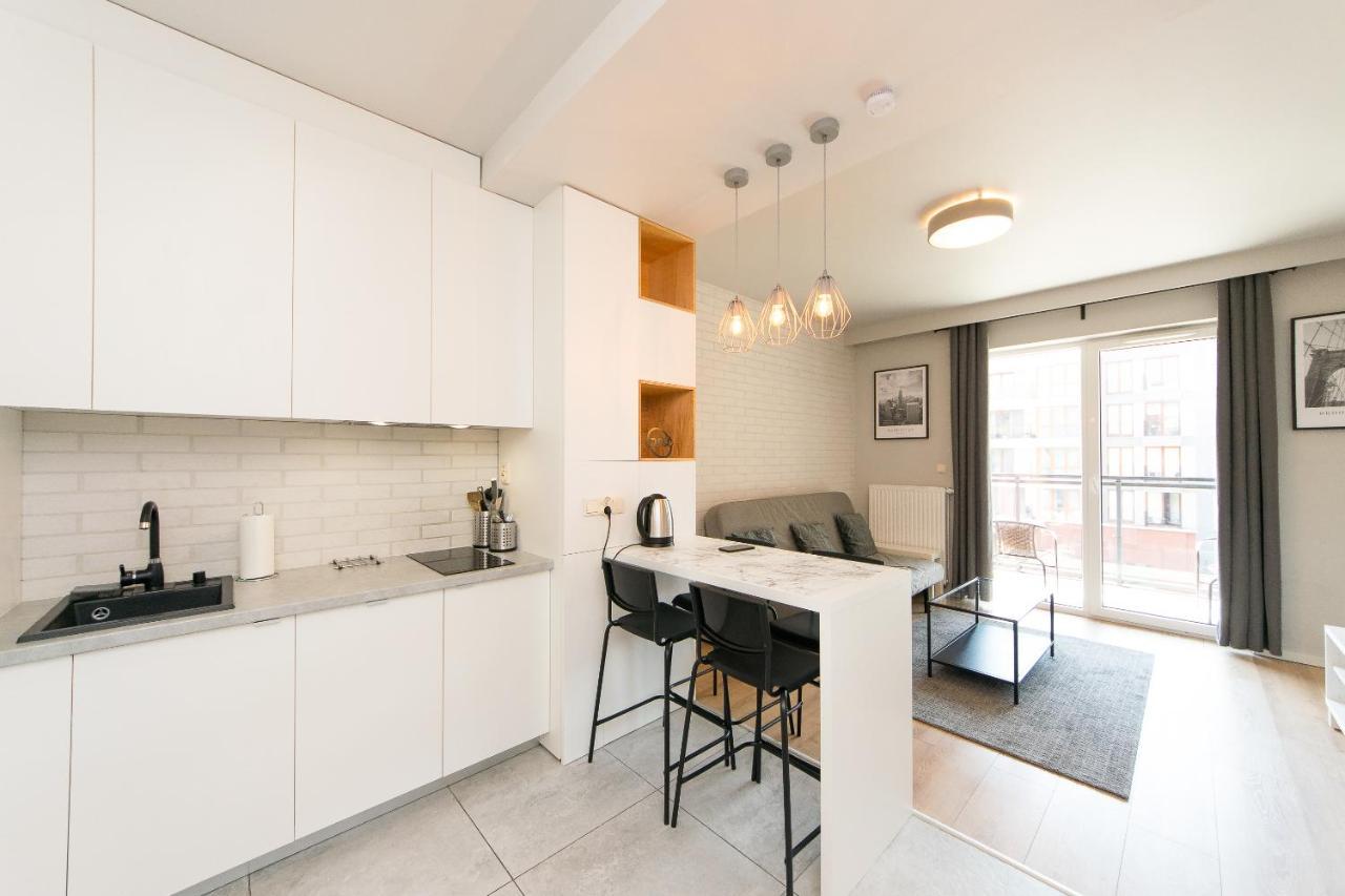 Main Trainstation One Bedroom Ac P4You Pl Красков Екстериор снимка