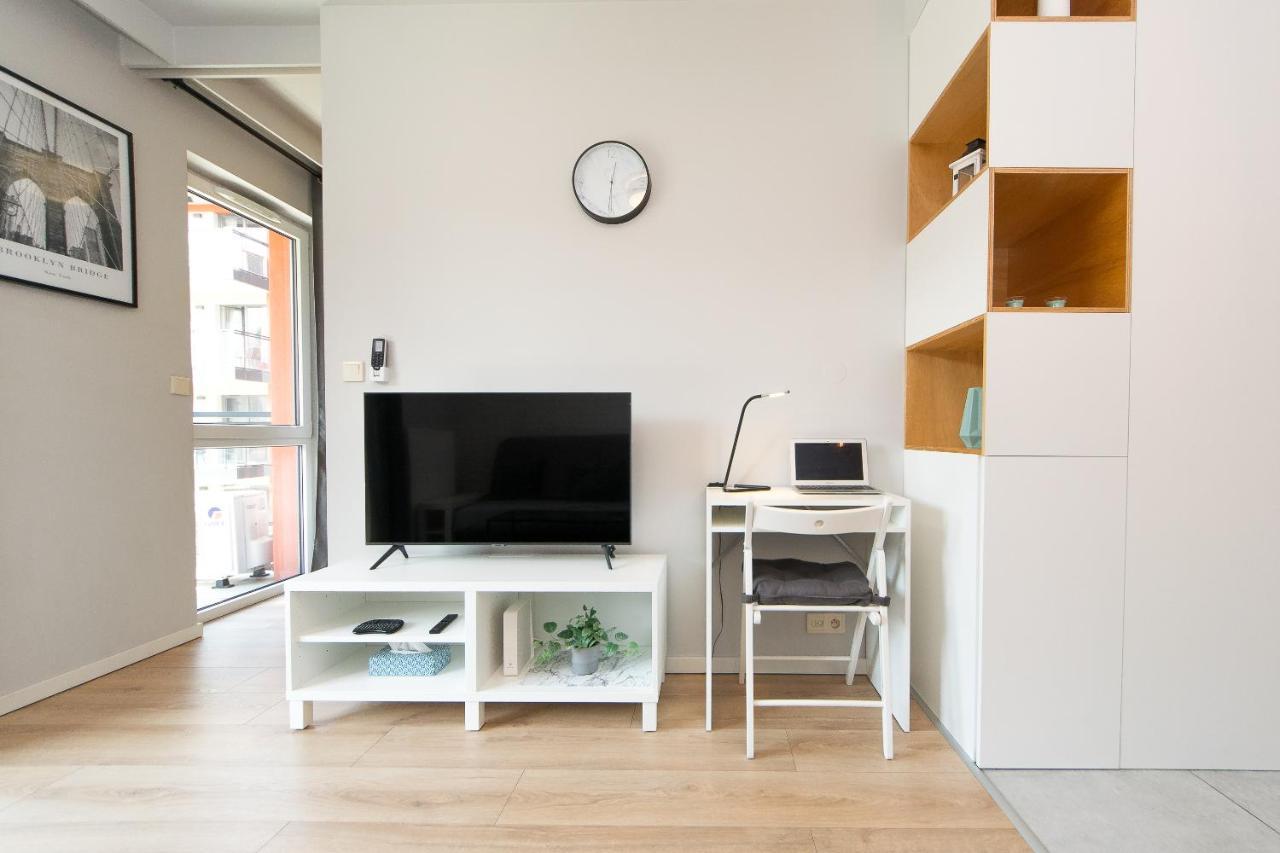 Main Trainstation One Bedroom Ac P4You Pl Красков Екстериор снимка