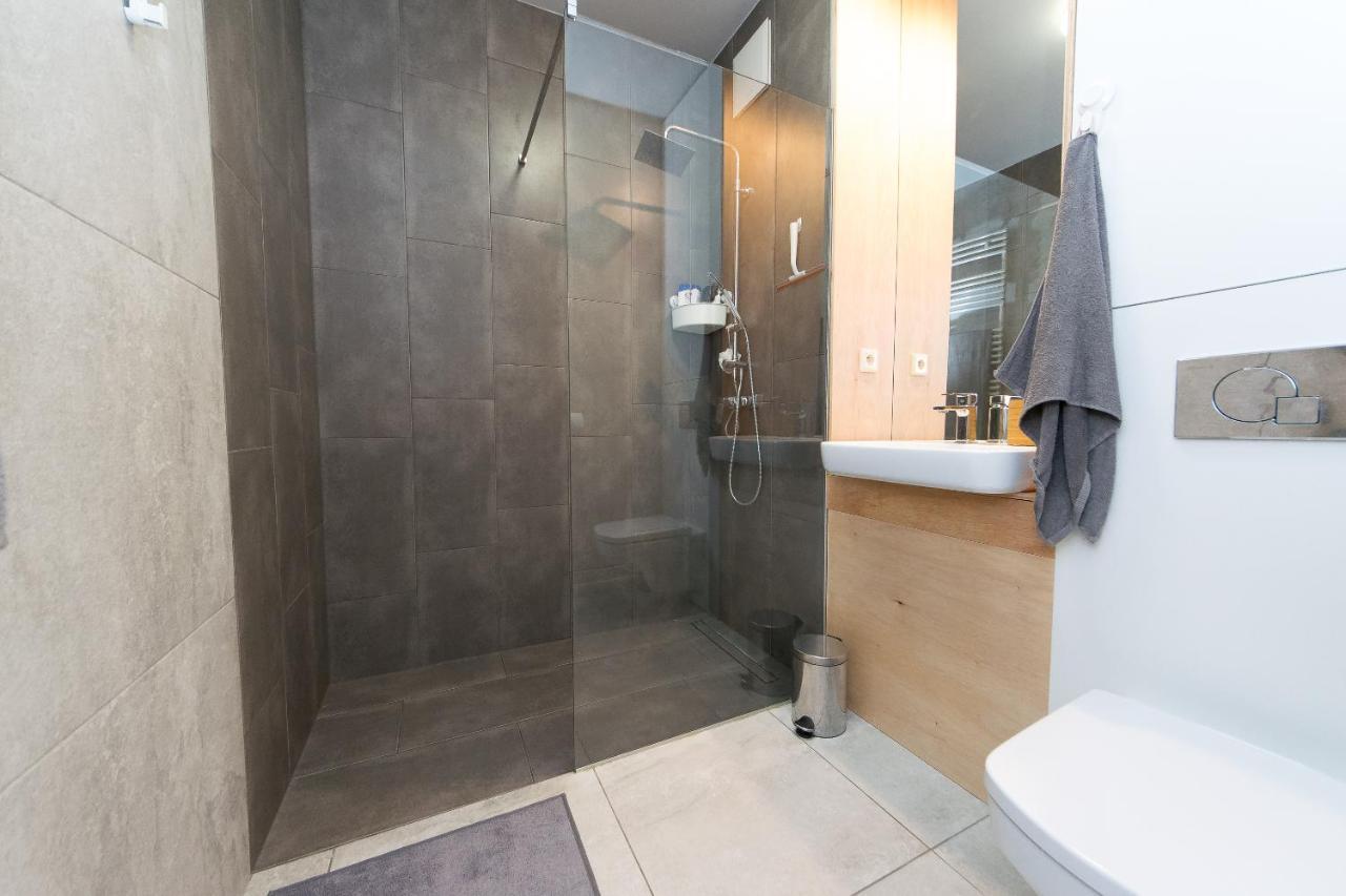 Main Trainstation One Bedroom Ac P4You Pl Красков Екстериор снимка