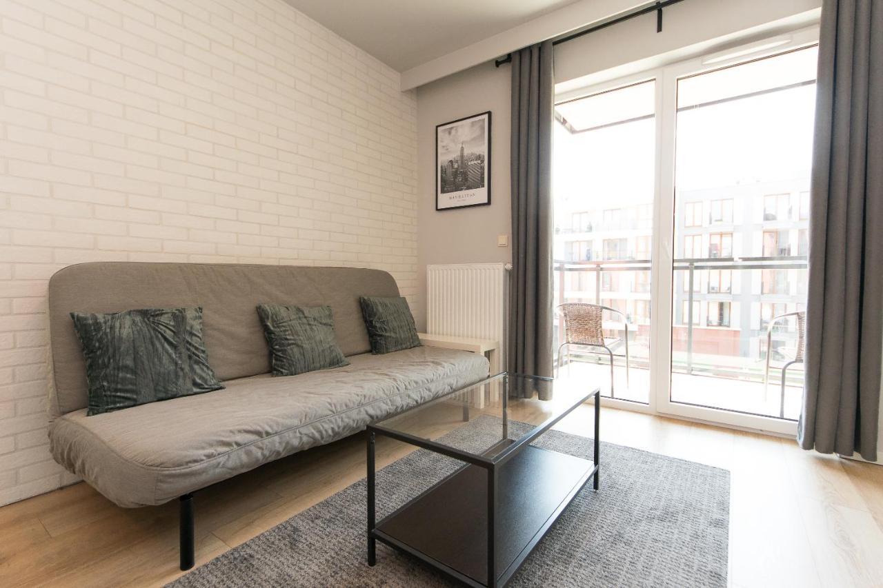 Main Trainstation One Bedroom Ac P4You Pl Красков Екстериор снимка